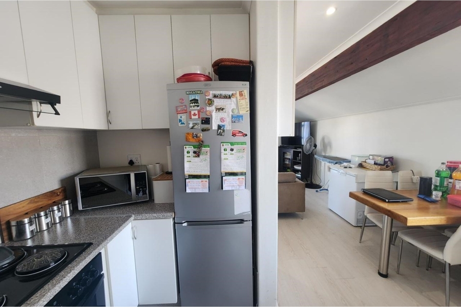 2 Bedroom Property for Sale in Rondebosch East Western Cape